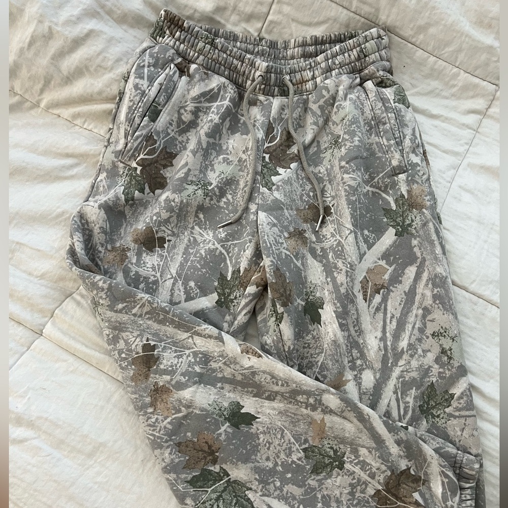 Abercrombie & Fitch Women’s M Sweatpants